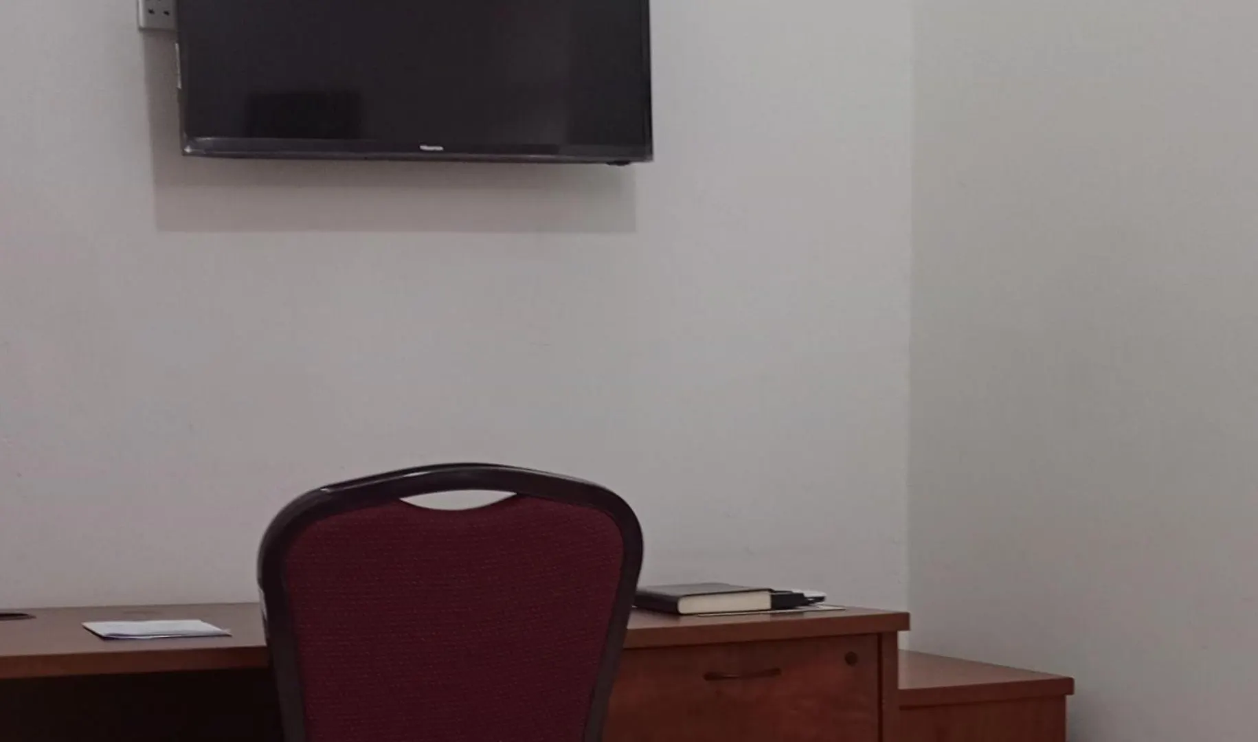 Frontiers Hotel & Conference Entebbe 3*,  Uganda