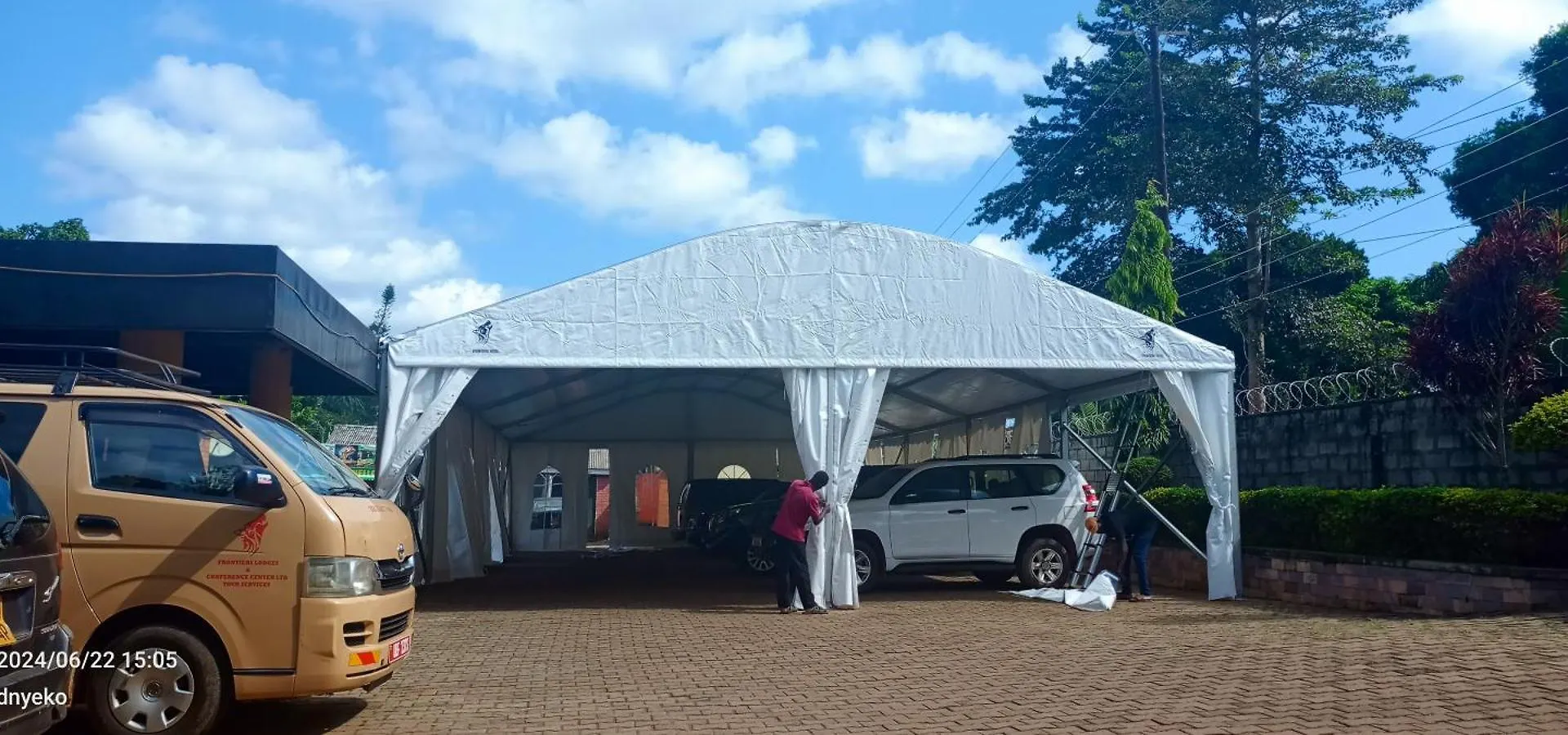 Frontiers Hotel & Conference Entebbe 3*,