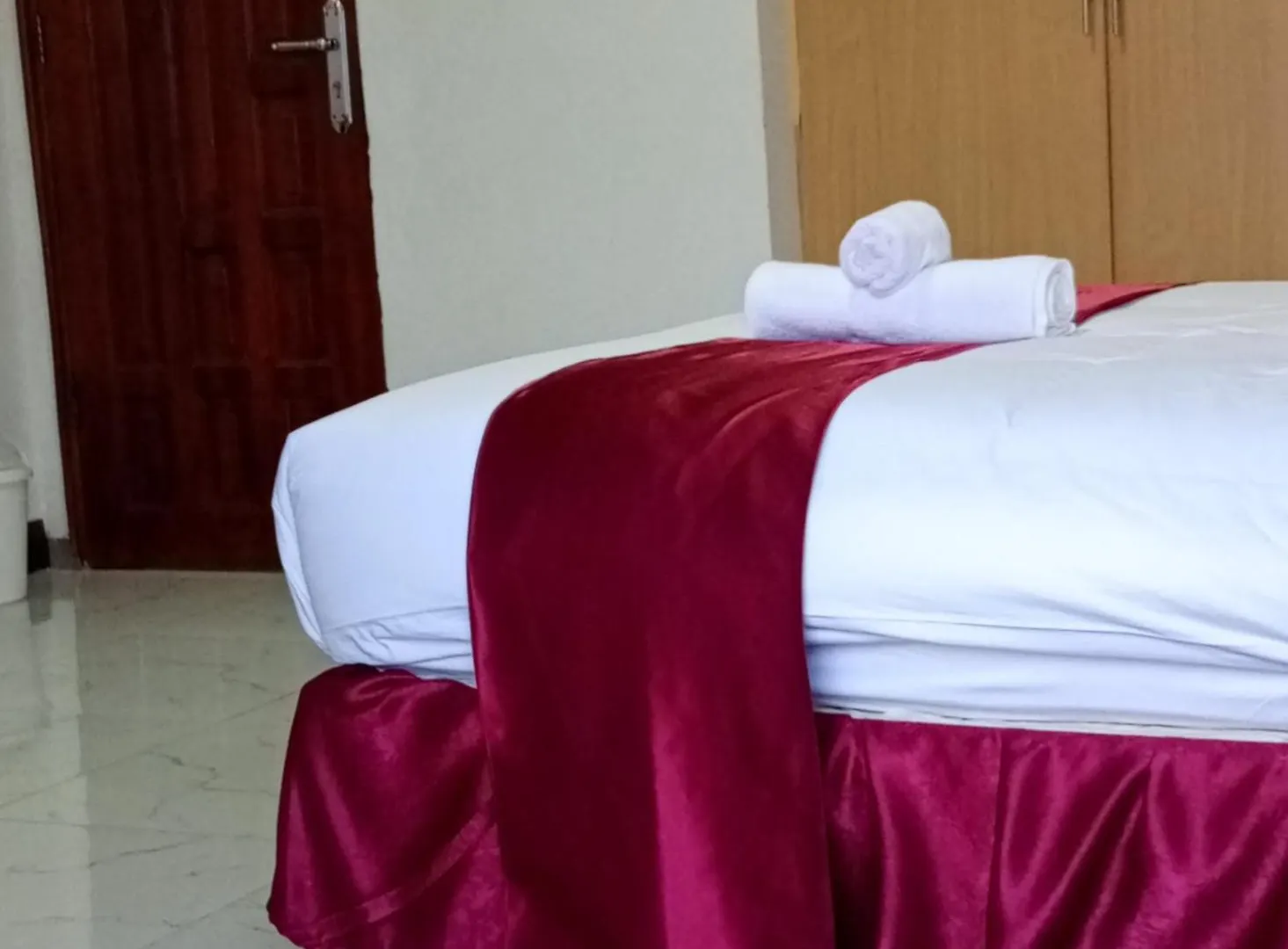 ***  Frontiers Hotel & Conference Entebbe Uganda
