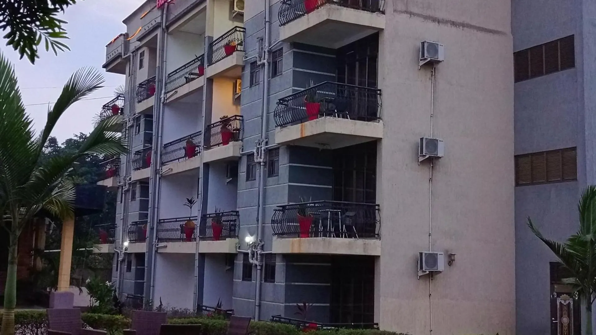 Frontiers Hotel & Conference Entebbe